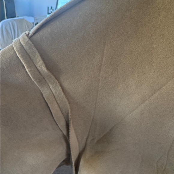 Oversized Cotton blend Jacket with gold buttons. Beige. NWT. - Picture 7 of 7